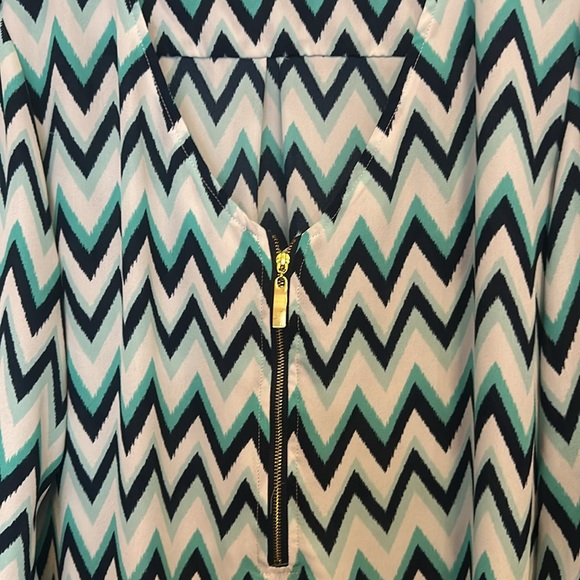 Blouse - great with leggings! - Picture 4 of 5